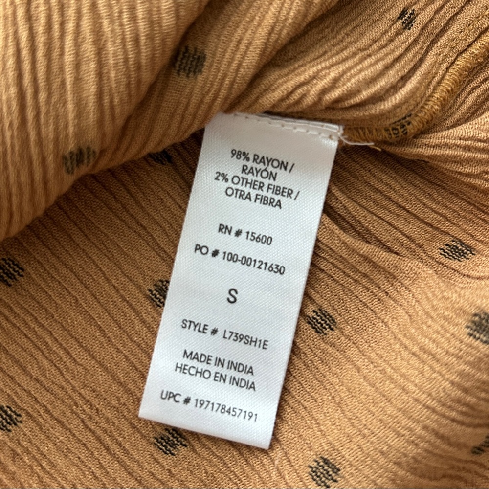Wit and Wisdom Smocked Print Top, Caramel Latte Brown,‎ Size Small - Picture 7 of 9